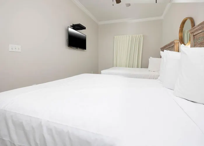 Apartment Phoenix 2301 Gulf Shores
