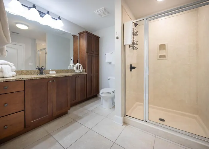 Phoenix 2301 Apartment *